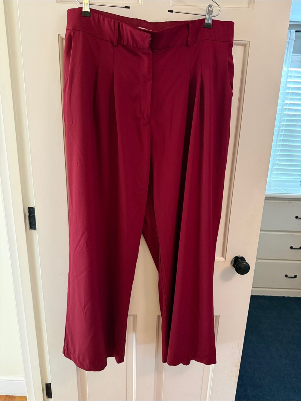 Bar III Wide-Leg Pleated Pants - Burgundy